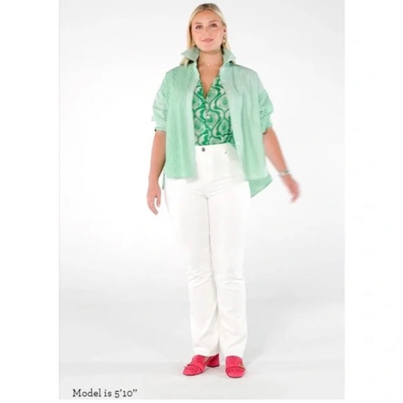 cabi NWT Dad Short, Green and White, SMALL, Spring 2023 - Picture 4 of 11